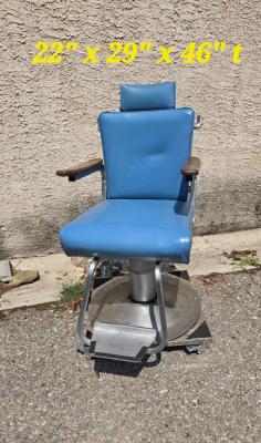 Blue Shampoo Chair