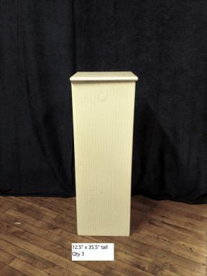 Display Pedestal 2