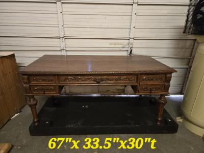 Desk43
